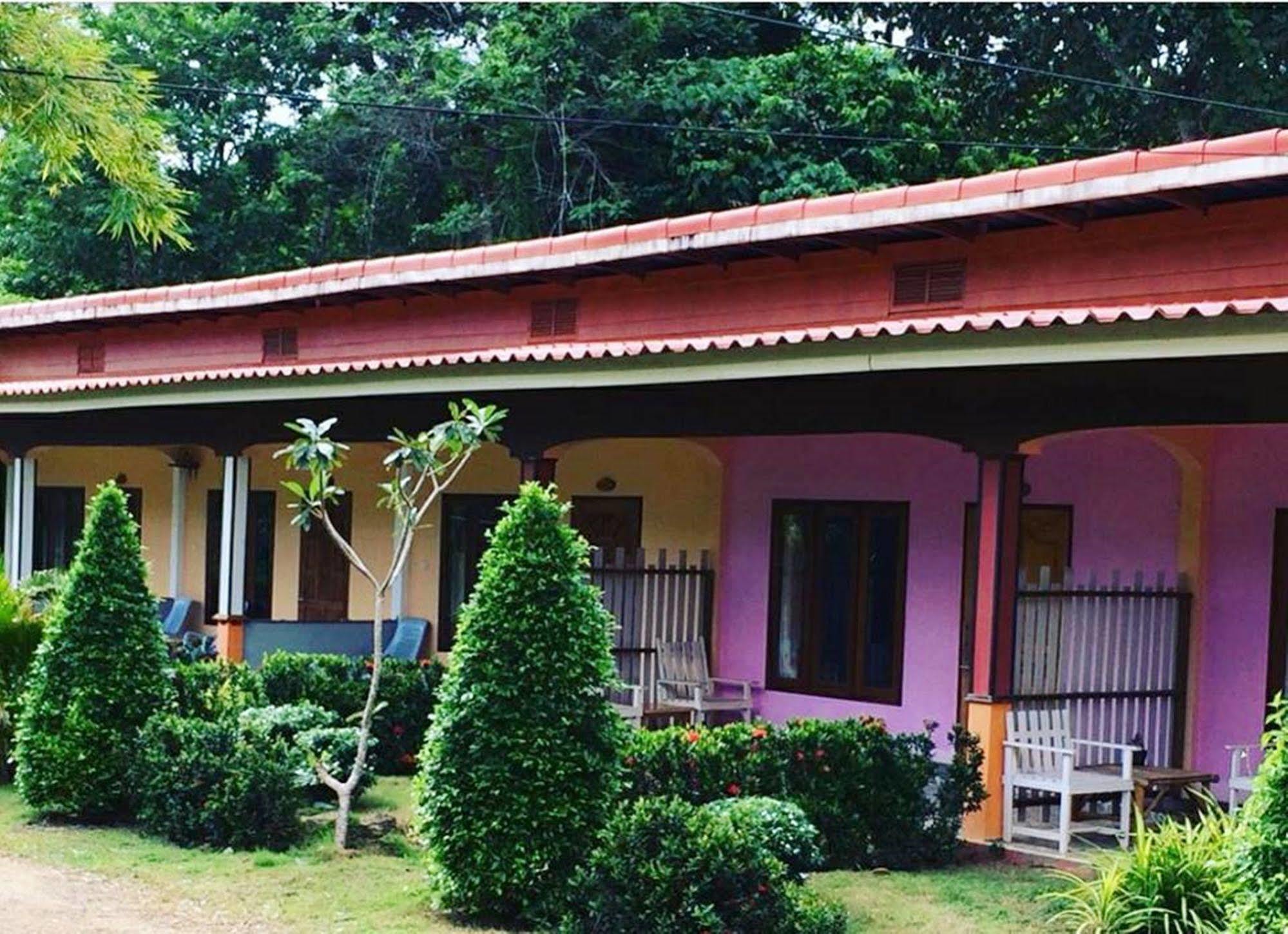 Hotel Phu Lanta Life Ko Lanta Exterior foto